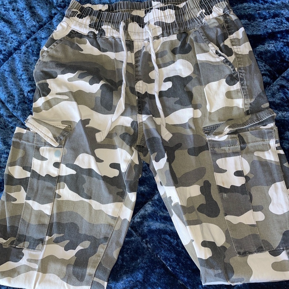 Camo pants
